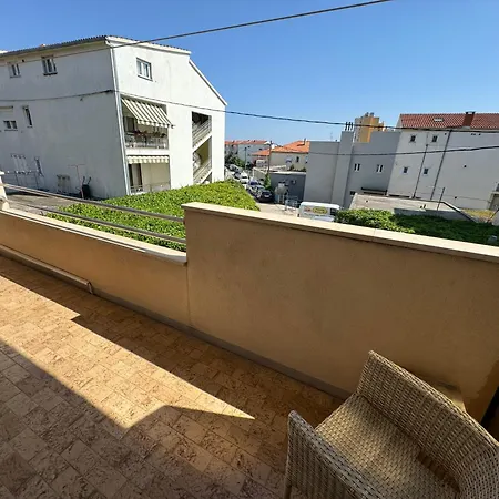 Attractive High Quality Friendly Apartment