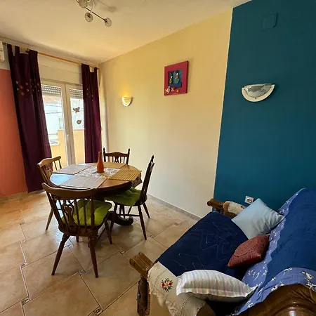 Attractive High Quality Friendly